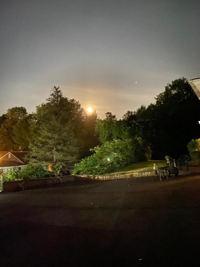 Fran Cove Motel Lake George Exterior photo
