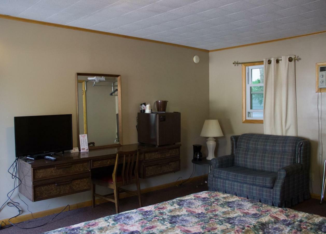 Fran Cove Motel Lake George Exterior photo