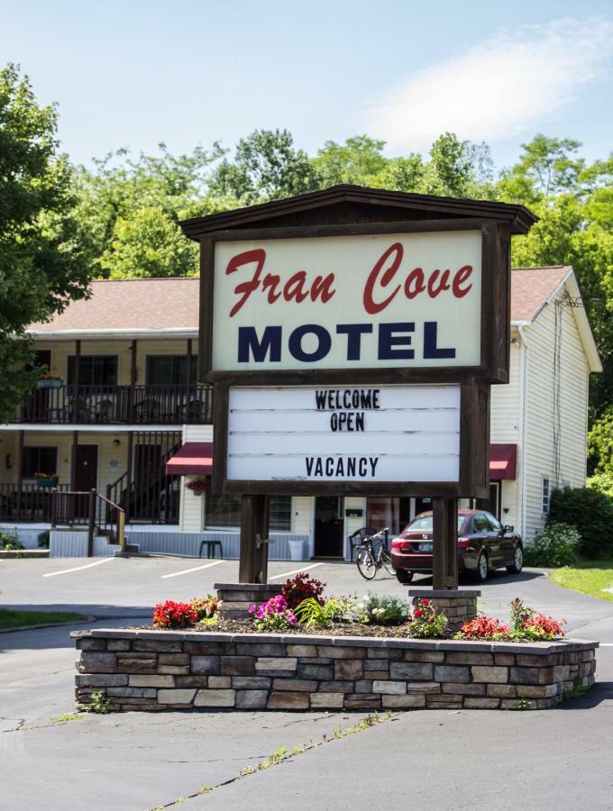 Fran Cove Motel Lake George Exterior photo
